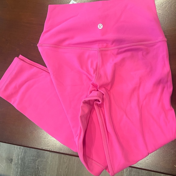 NWT lululemon Align Pants 25” size 6 Sonic Pink - Picture 4 of 6